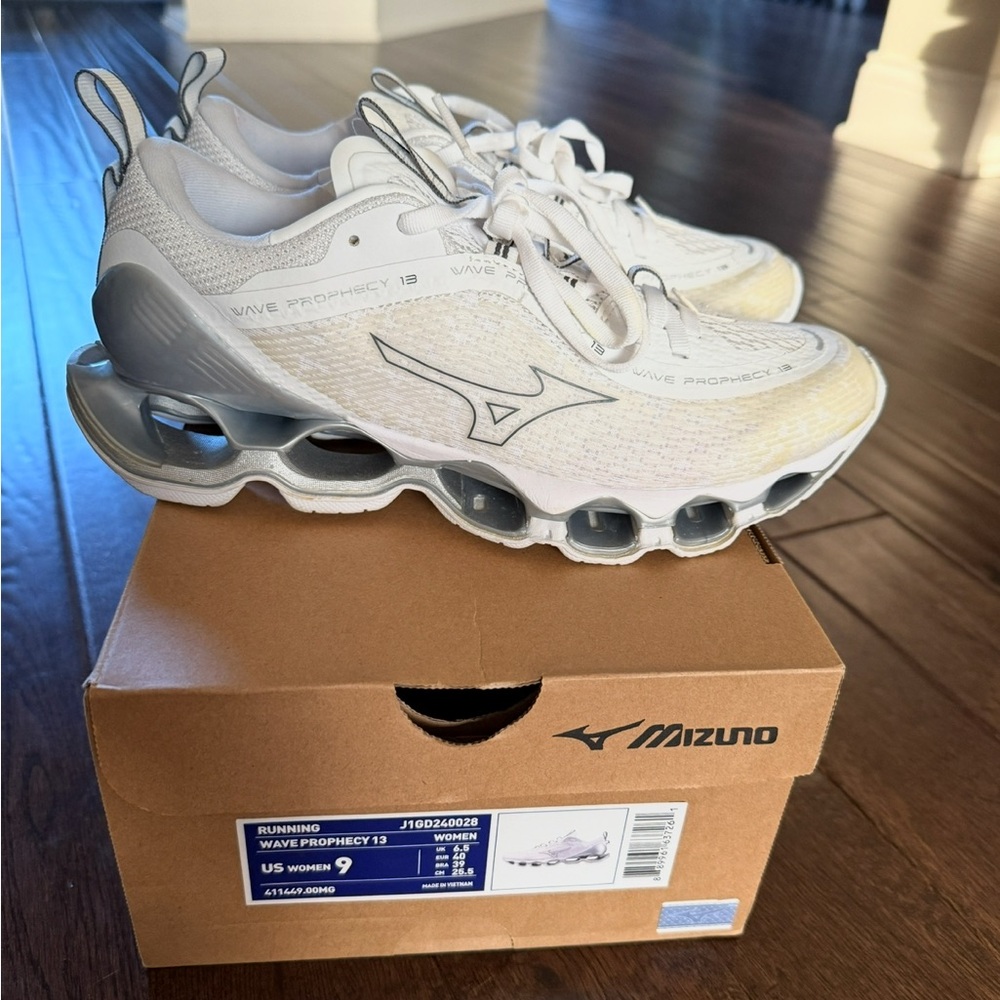 Mizuno Wave Prophecy 8 White Running Shoes